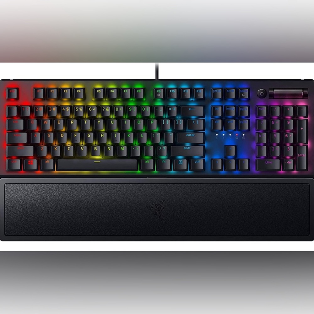 Razer BlackWidow V3 Mechanical Gaming Keyboard: Green Mechanical Switches